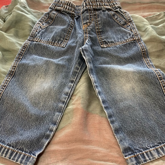 5 Clothing Pieces SZ-24 Months. - Picture 5 of 6